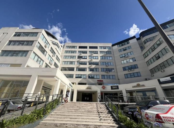 Local comercial · 380m² · 5 Ambientes · 1 Cochera