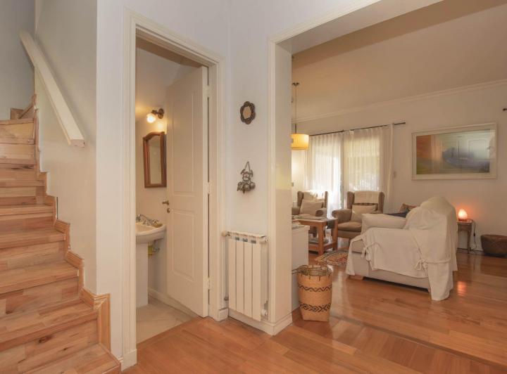 Casa · 151m² · 4 Ambientes · 2 Cocheras