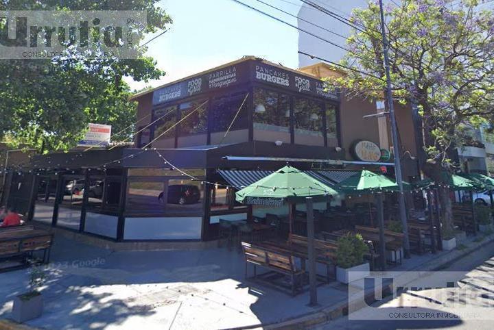 Local comercial · 450m²