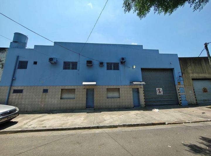 Bodega-Galpón · 720m²
