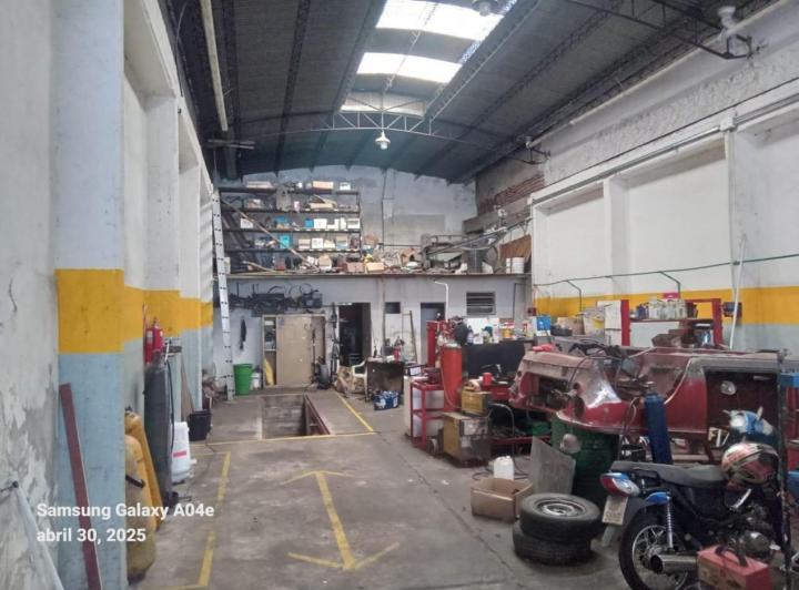 Bodega-Galpón · 345m²