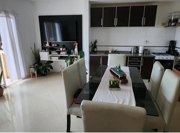 Departamento · 60m² · 2 Ambientes · 1 Cochera