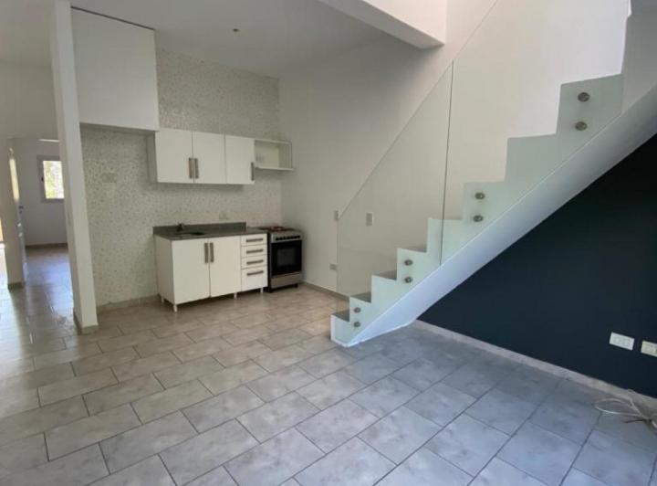 Departamento · 60m² · 2 Ambientes · 1 Cochera