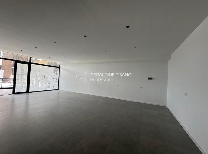 Local comercial · 79m²