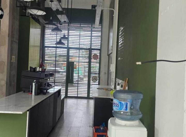 Local comercial · 65m² · 1 Cochera