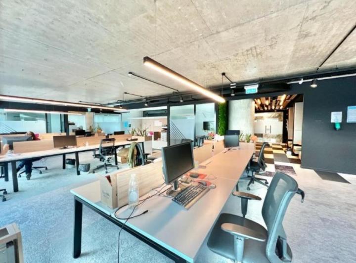 Oficina comercial · 455m²
