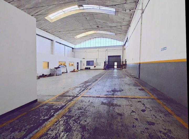 Depósito · 730m² · 7 Cocheras