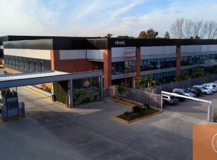 Bodega-Galpón · 3290m² · 2 Ambientes