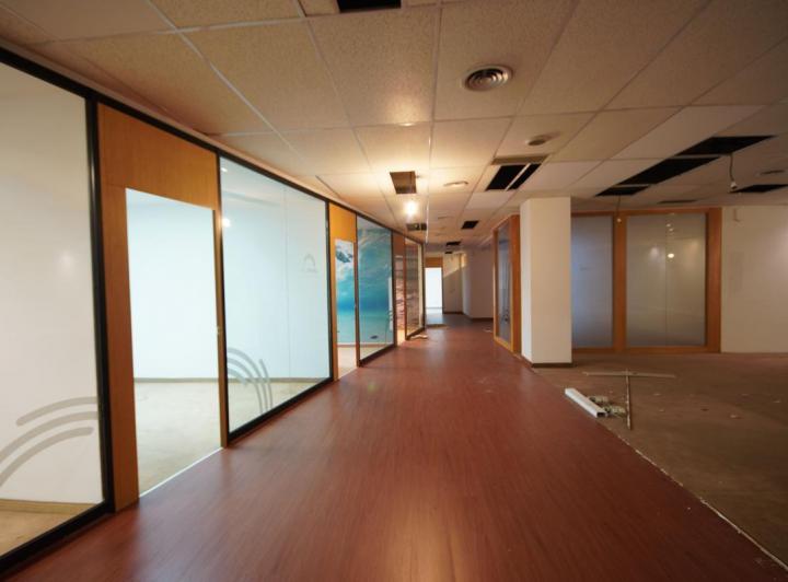 Oficina comercial · 353m² · 2 Cocheras
