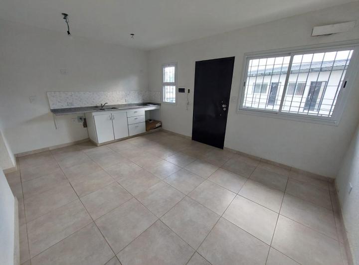 Departamento · 42m² · 2 Ambientes · 1 Cochera
