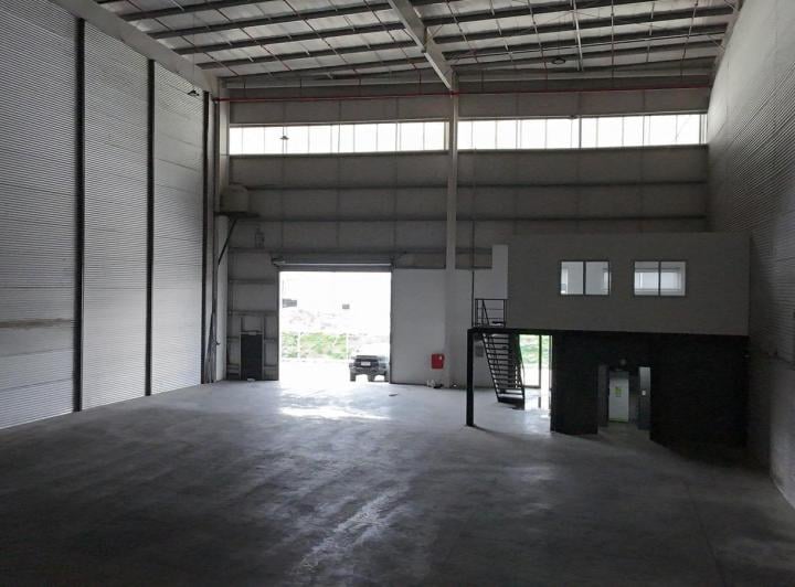 Depósito · 620m² · 5 Ambientes · 5 Cocheras