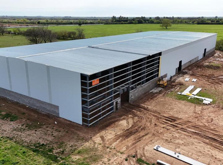 Depósito · 1730m²