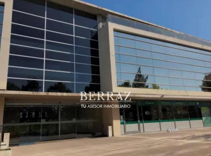 Oficina comercial · 45m² · 1 Cochera