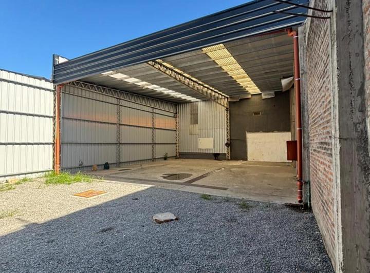 Bodega-Galpón · 150m² · 2 Ambientes · 10 Cocheras