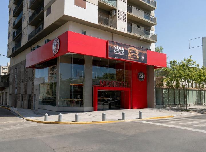 Local comercial · 664m²