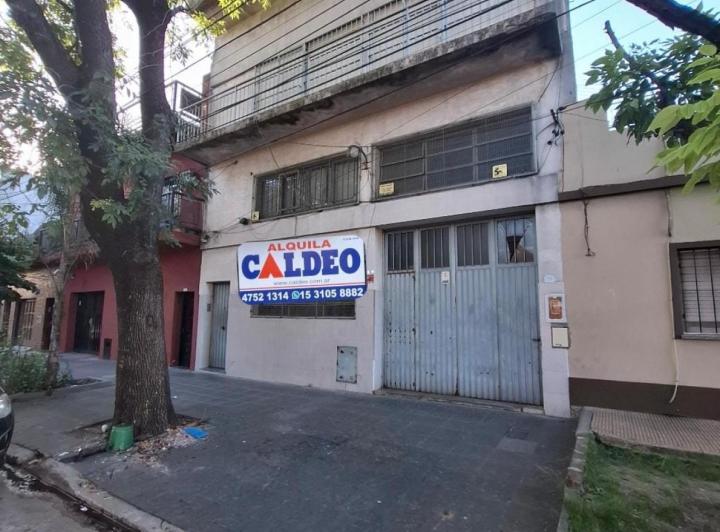 Bodega-Galpón · 620m²