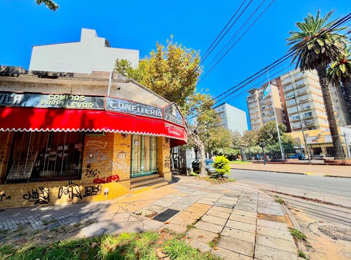 Local comercial · 280m² · 1 Dormitorio · 1 Cochera