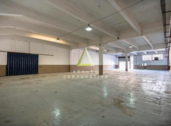Bodega-Galpón · 576m²