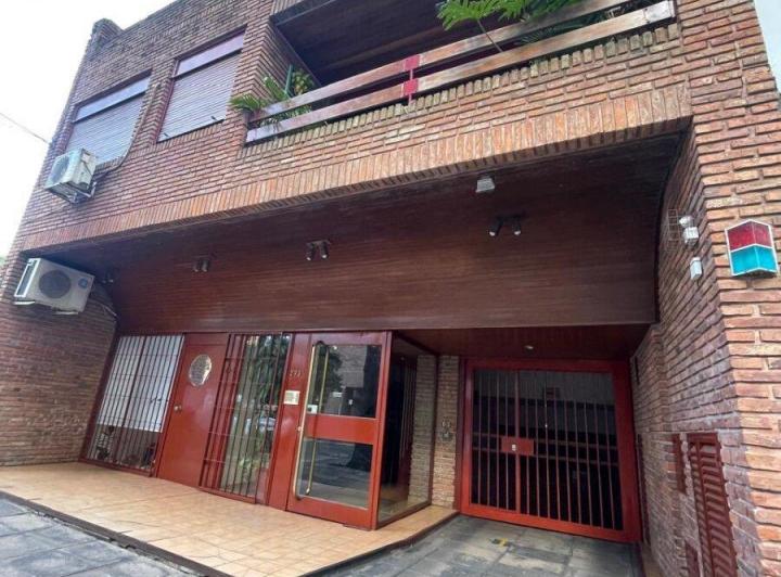 Departamento · 42m² · 2 Ambientes · 1 Cochera