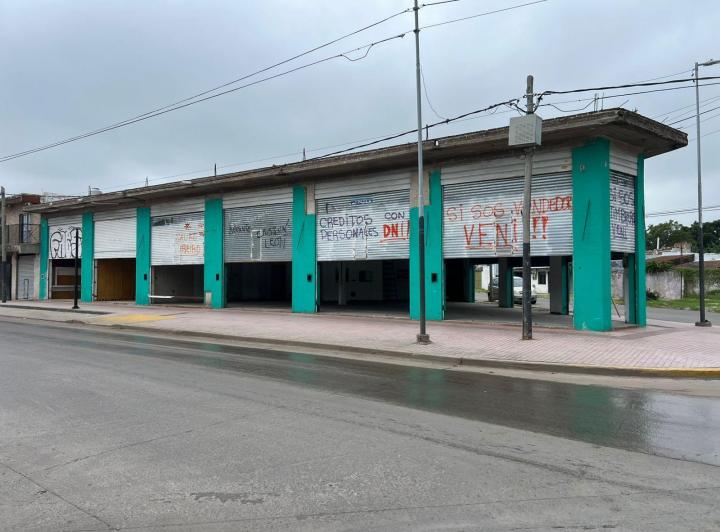 Local comercial · 400m²