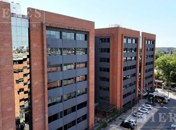Oficina comercial · 778m² · 17 Cocheras