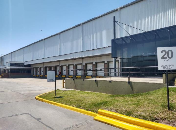 Depósito · 12630m²