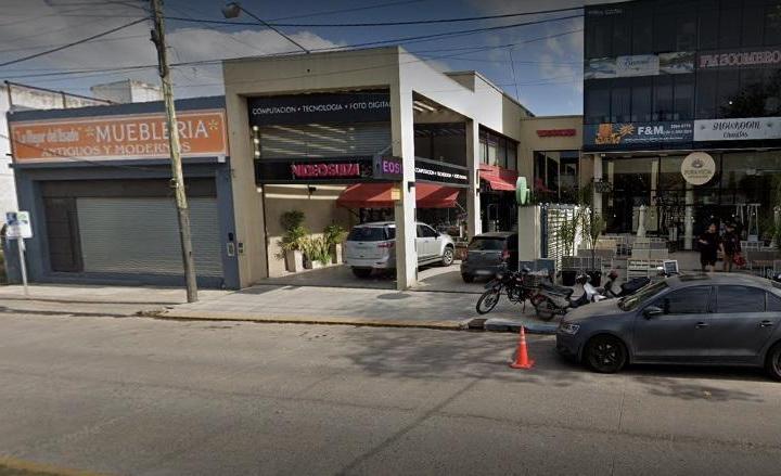 Local comercial · 270m²