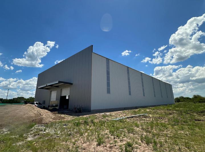 Depósito · 1790m²