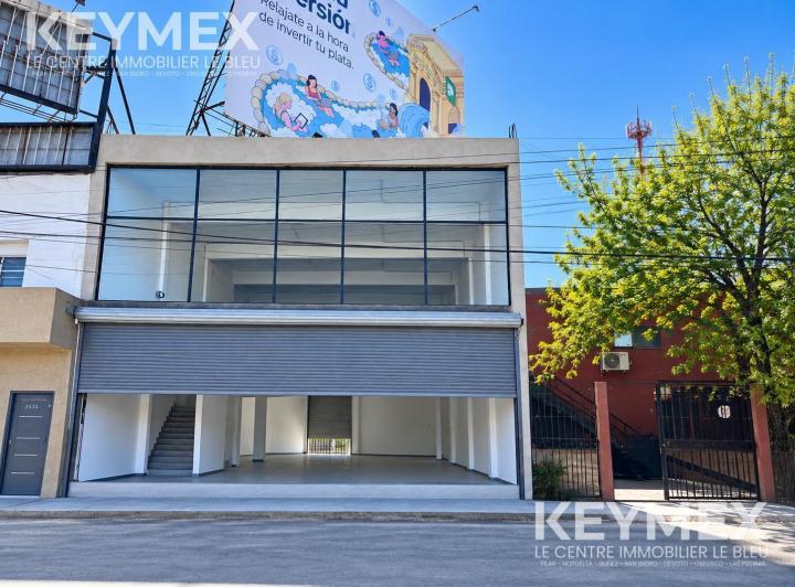 Local comercial · 720m²