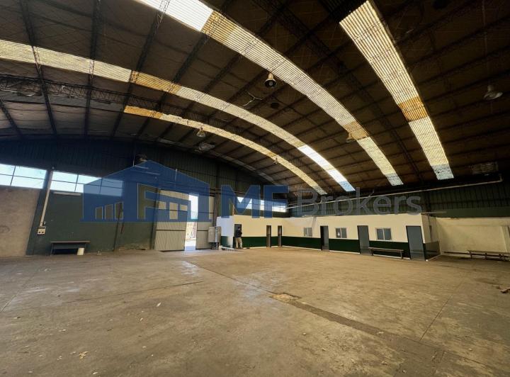Bodega-Galpón · 580m²