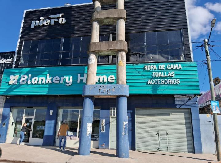 Local comercial · 100m² · 1 Ambiente