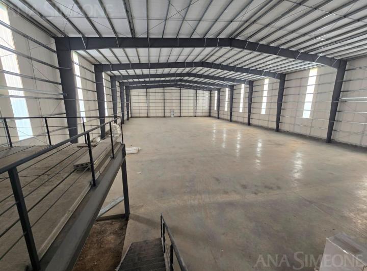 Bodega-Galpón · 1790m²