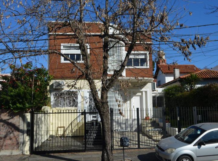 PH · 140m² · 5 Ambientes · 1 Cochera