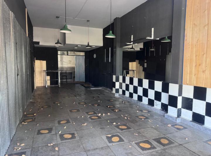 Local comercial · 60m² · 2 Ambientes