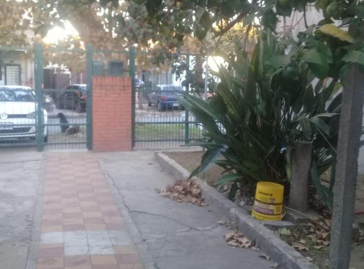 Casa · 120m² · 5 Ambientes · 2 Cocheras