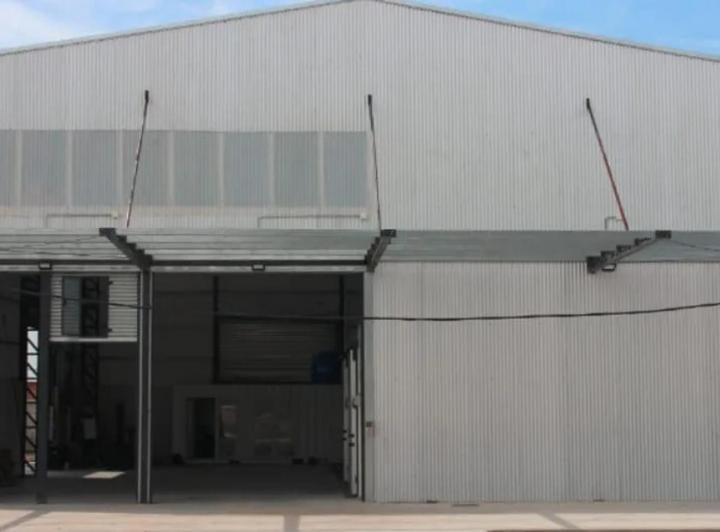 Bodega-Galpón · 400m² · 2 Ambientes