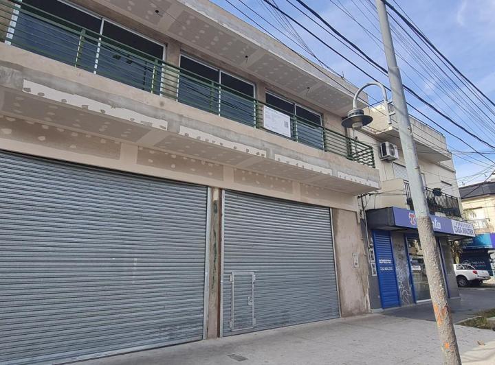 Depósito · 311m² · 6 Cocheras