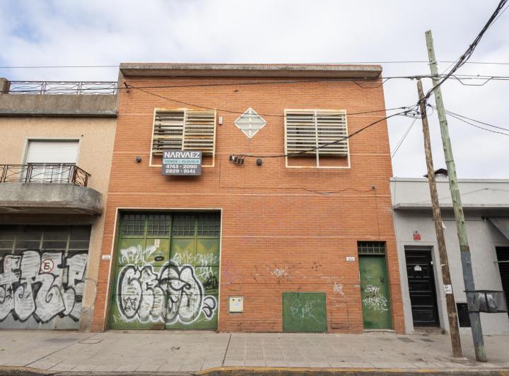 Depósito · 340m² · 5 Ambientes