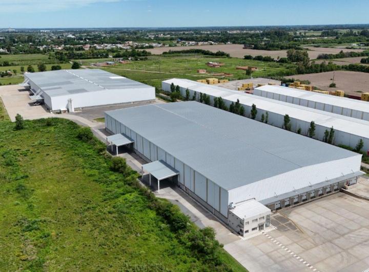 Bodega-Galpón · 25000m²