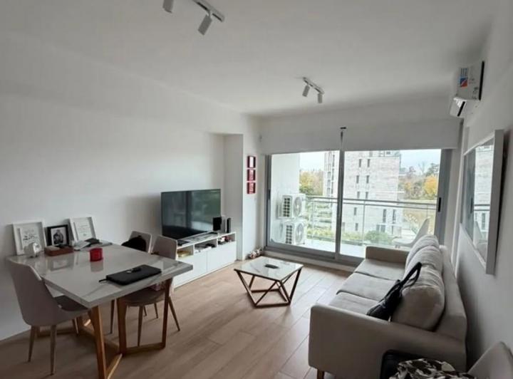 Departamento · 50m² · 2 Ambientes · 1 Cochera