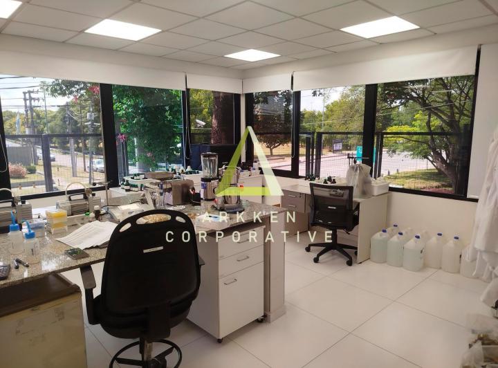 Oficina comercial · 237m² · 6 Cocheras