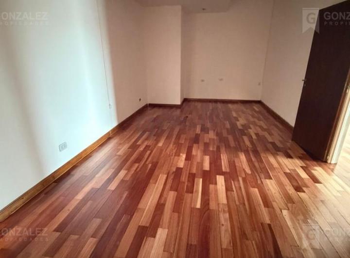 Oficina comercial · 83m²
