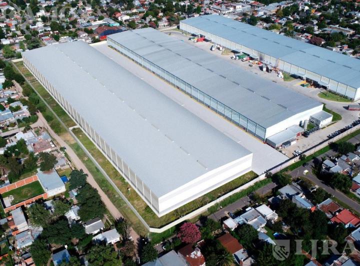 Depósito · 5416m²