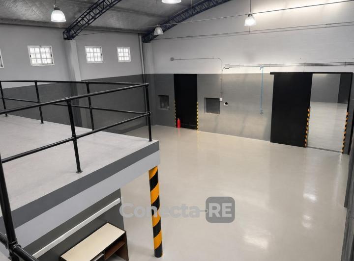 Depósito · 1070m²