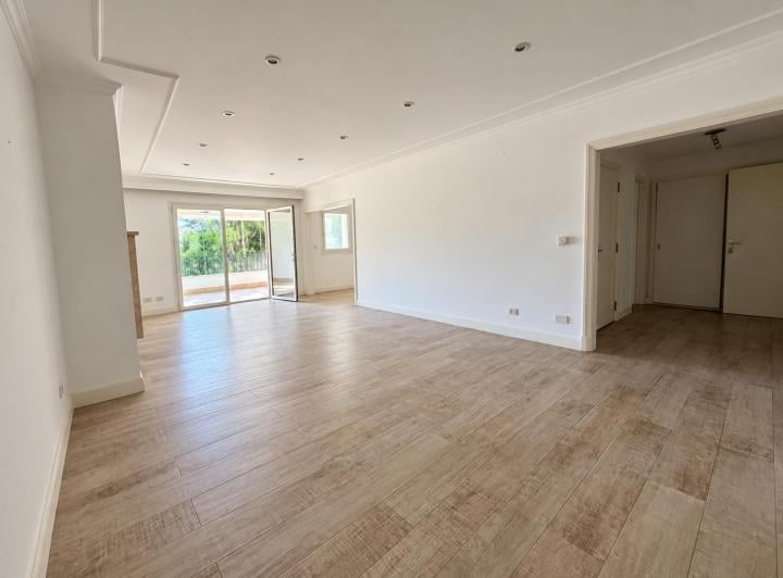Departamento · 180m² · 4 Ambientes · 2 Cocheras
