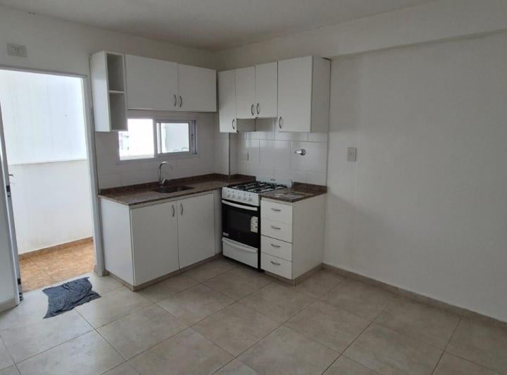 Departamento · 50m² · 2 Ambientes · 1 Cochera