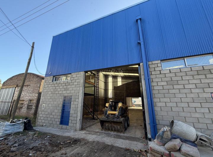Bodega-Galpón · 335m²
