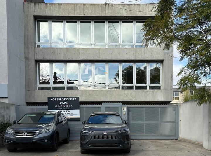 Oficina comercial · 631m² · 8 Cocheras