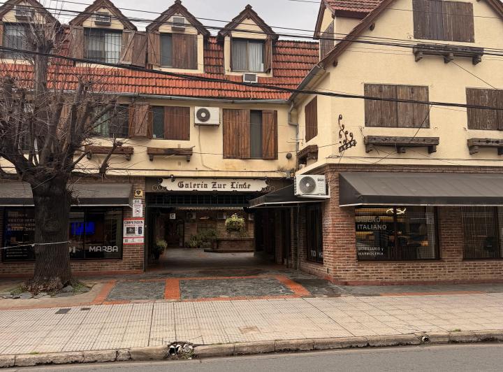 Oficina comercial · 80m² · 2 Ambientes
