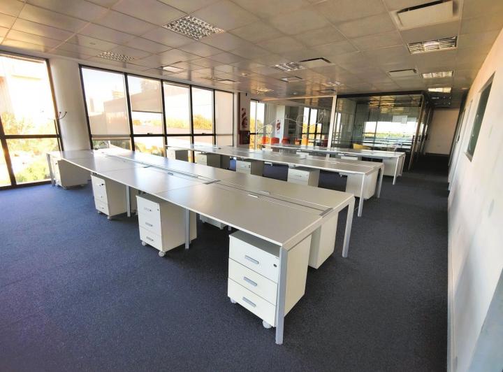 Oficina comercial · 575m² · 8 Cocheras